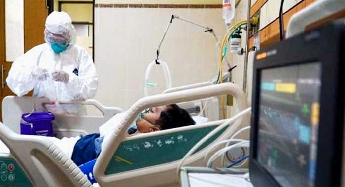 Positif corona pertama