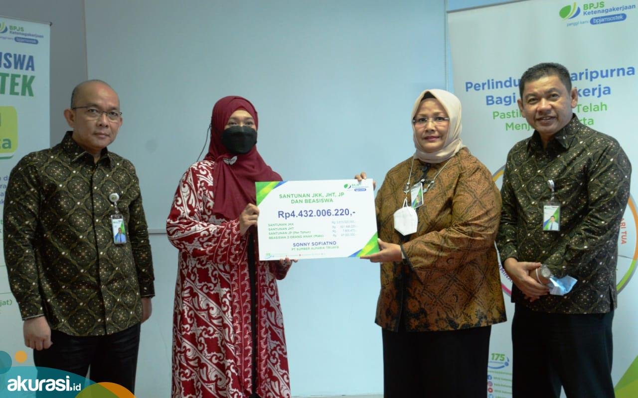 BPJS Ketenagakerjaan Berikan Manfaat Kecelakaan Kerja Meninggal Dunia Saat WFH Rp4,4 Miliar
