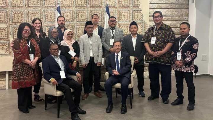 Kontroversi Pertemuan Lima Nahdliyin dengan Presiden Israel dan Respons PBNU