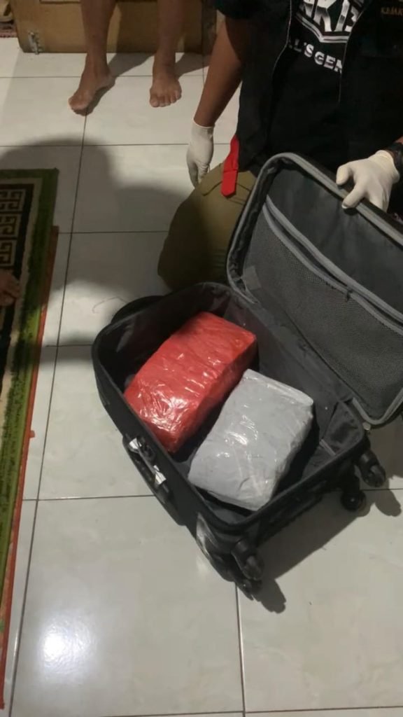 Geger Suap Hakim Tipikor: Kejagung Temukan Uang Rp 5,5 Miliar di Kolong Kasur Ali Muhtarom